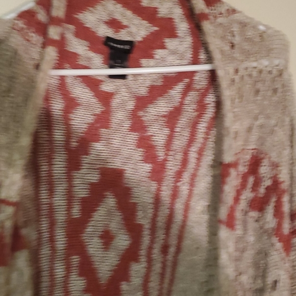 Sweater - Picture 2 of 4